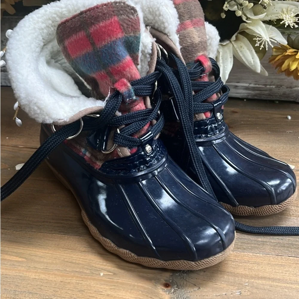 Girls size 13 rock candy boots